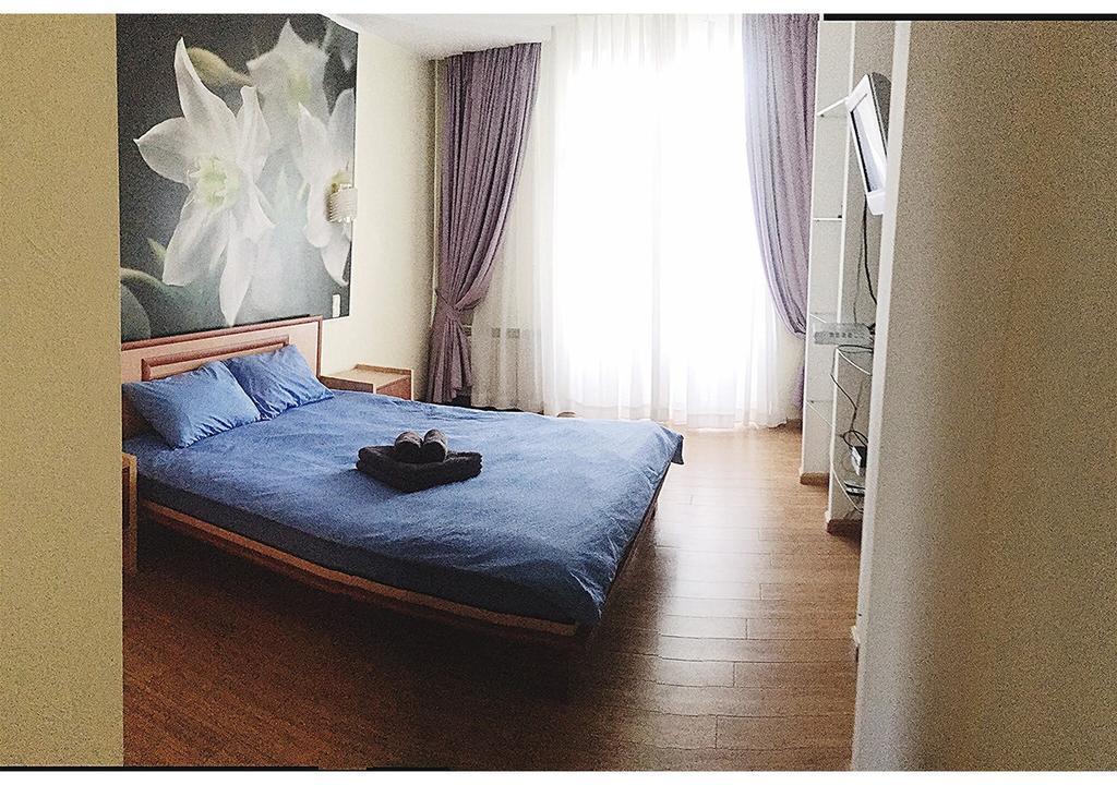 קייב Apartment On Lukyanovska מראה חיצוני תמונה