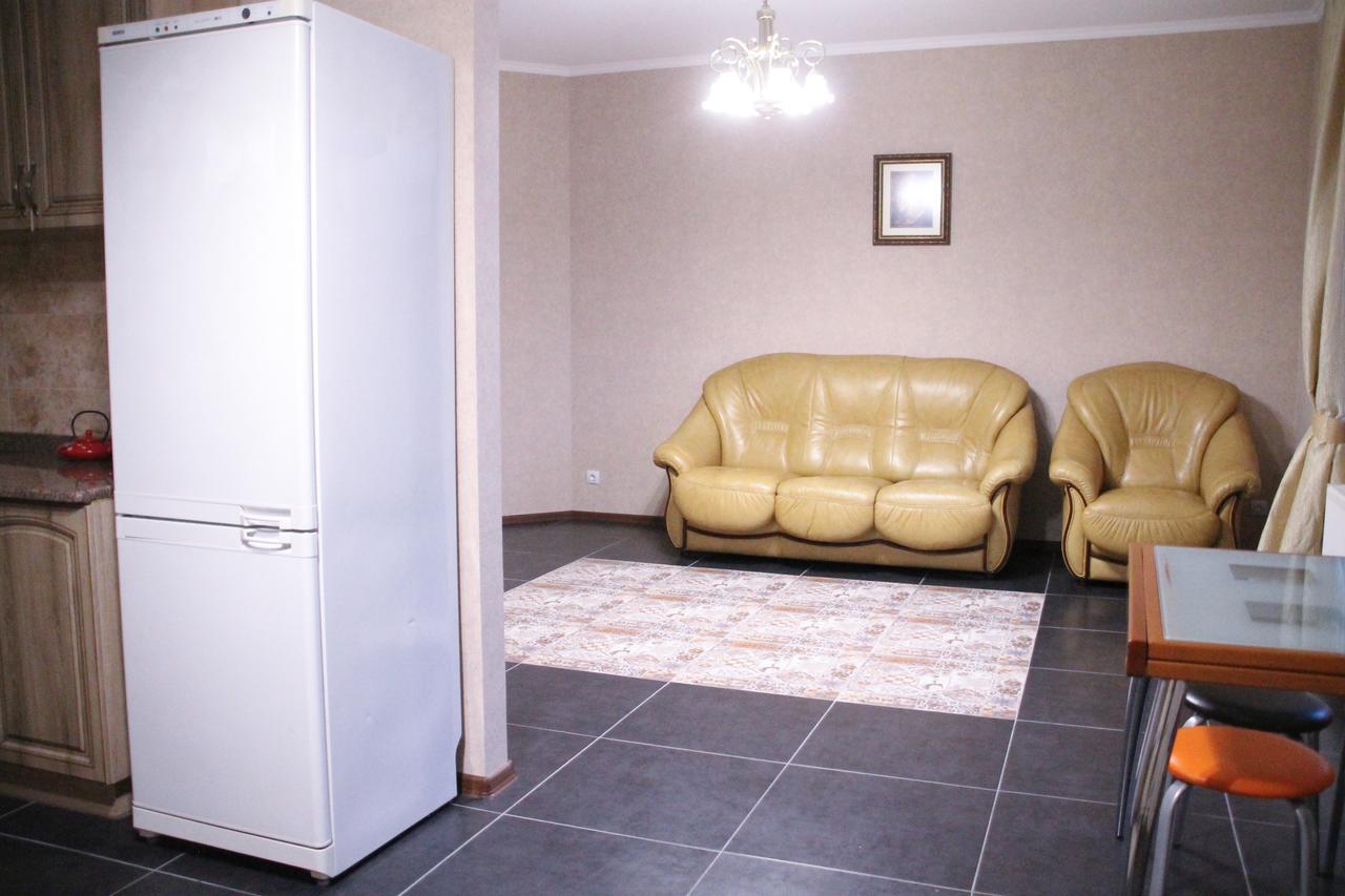 קייב Apartment On Lukyanovska מראה חיצוני תמונה